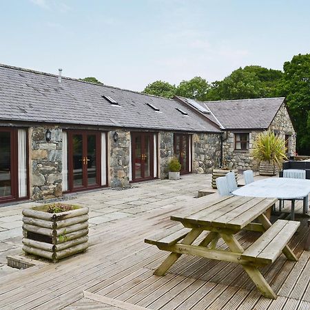 Glanrafon Isaf Villa Llanwnda  Buitenkant foto